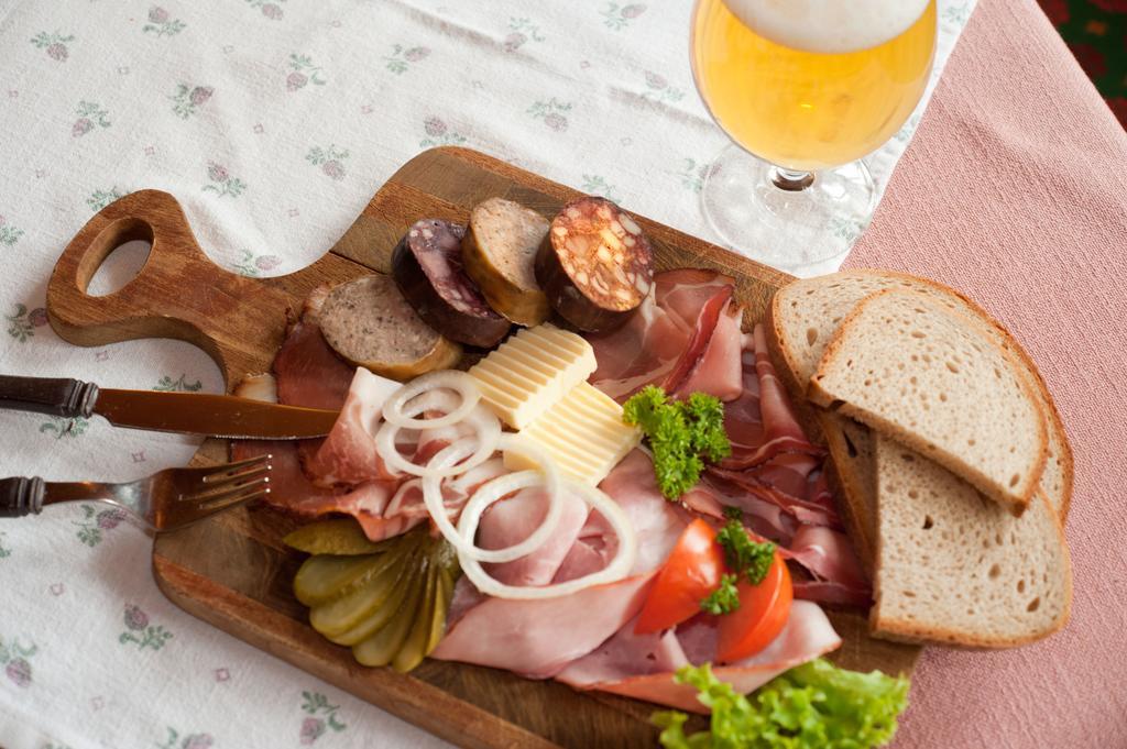 Zum Loewen - Unteres Wirtshaus Hotel Titisee-Neustadt